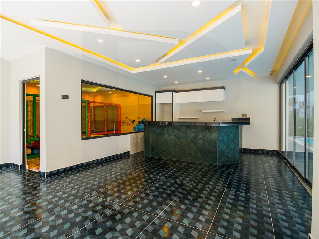 Stylish Apartments on 1st Coastline in Mahmutlar - Image 4
