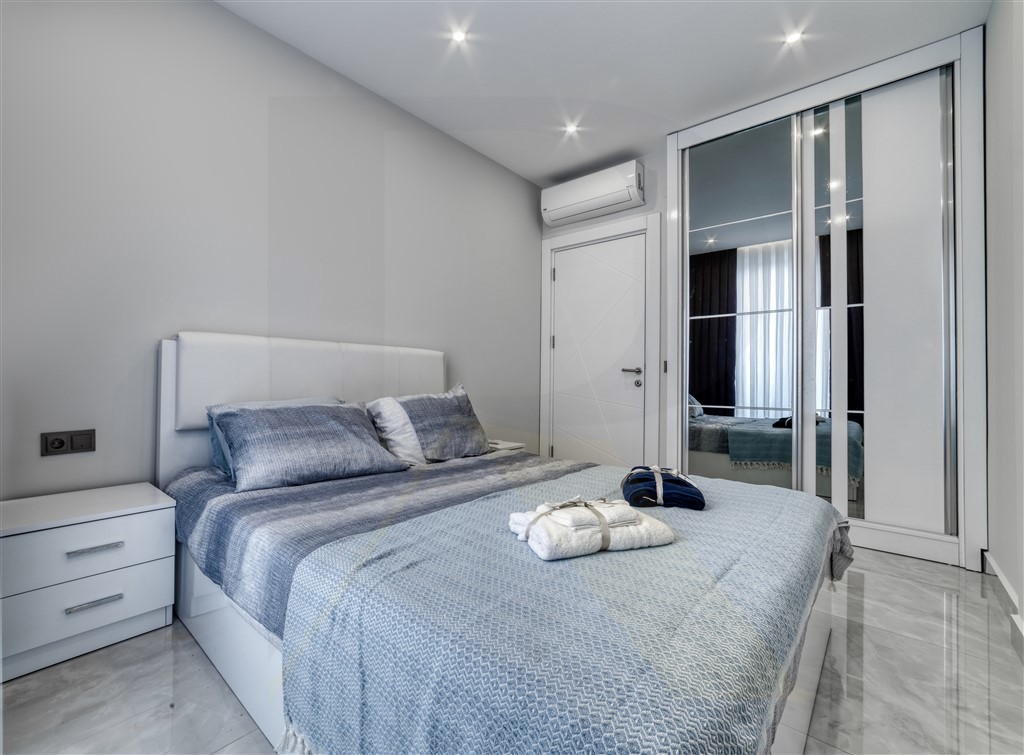 Stylish Apartments on 1st Coastline in Mahmutlar - Image 6