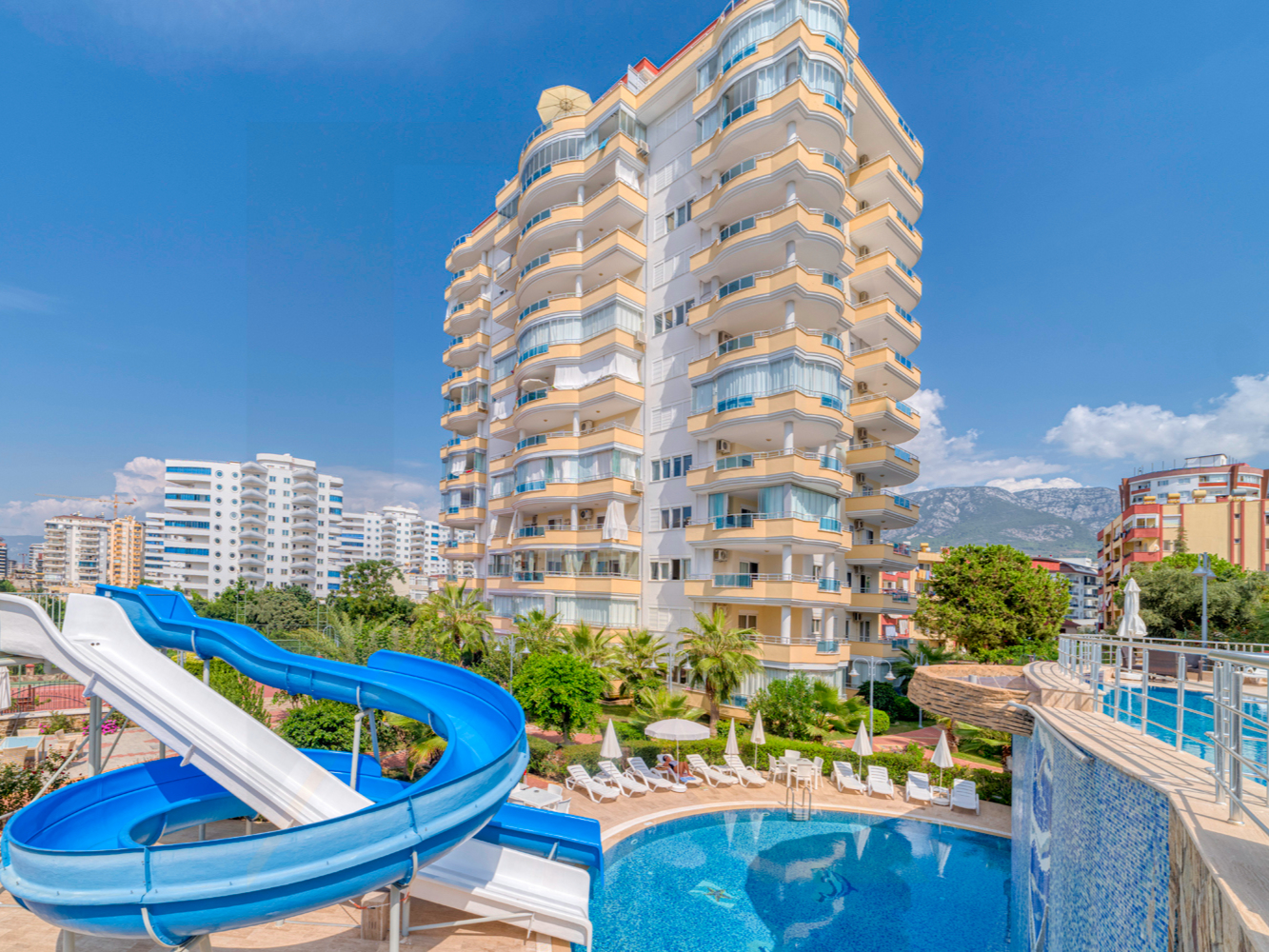 Квaртирa 3+1 В Рaйoнe Мaxмyтлaр