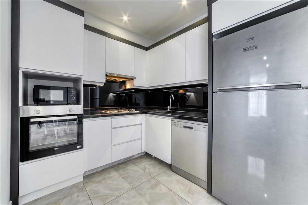 Stylish Apartments on 1st Coastline in Mahmutlar - Image 9